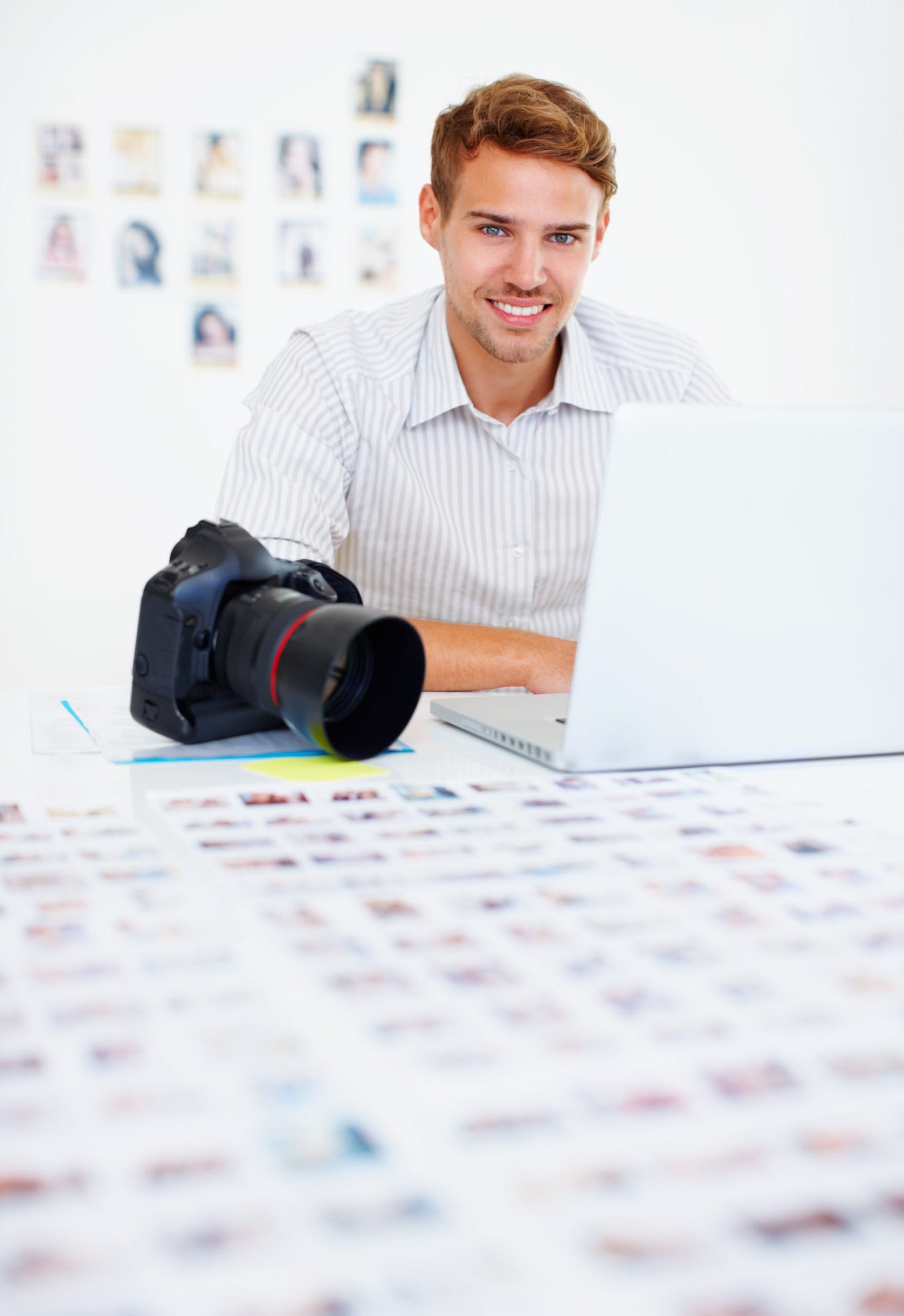 smart photographer using laptop 2025 04 06 10 58 12 utc scaled e1748869758694